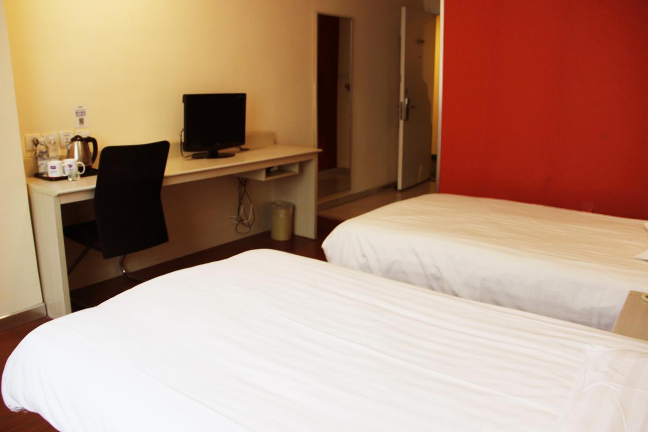 Hanting Express Nantong Sports Convention And Exhibition Center Chambre photo